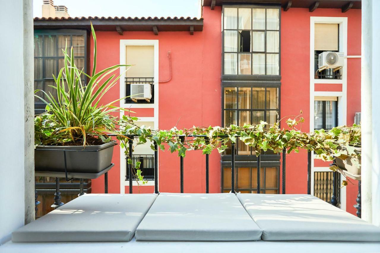 Ferienwohnung Santa Ana Boutique Madrid Exterior foto