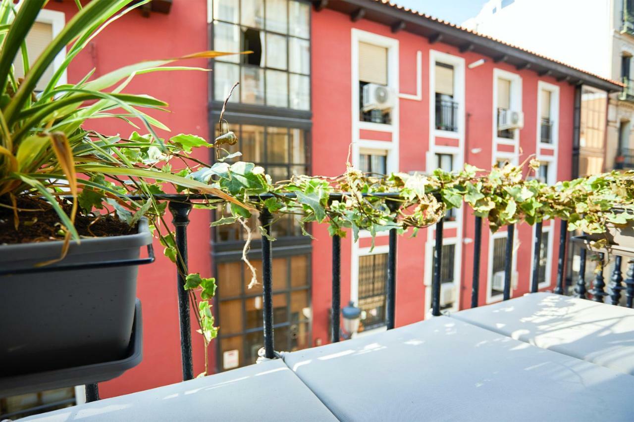 Ferienwohnung Santa Ana Boutique Madrid Exterior foto